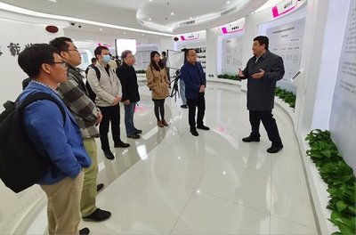 上海工程技術大學赴深圳清華大學研究院下一代互聯網研發中心考察交流，共促工程與技術研究和試驗發展